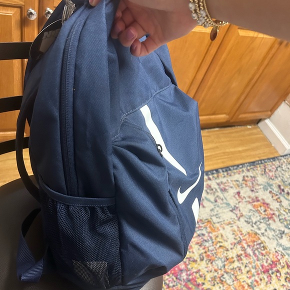 Nike backpack - Picture 2 of 3